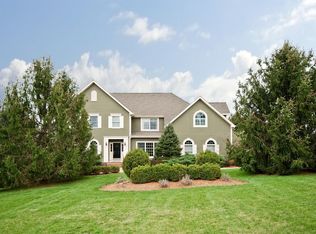 67 Shannon Hill Rd, Basking Ridge, NJ 07920