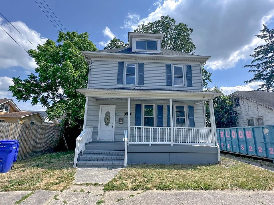 1st image of 623 Vine St E