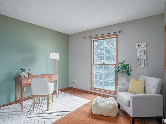 5th image of 1307 W 60th St