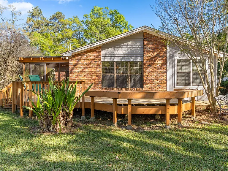 3213 Shimmy Ln — Photo 24