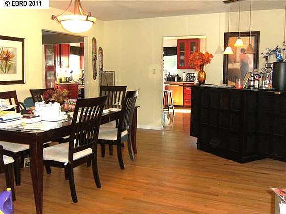 2nd image of 4833 Shetland Ave
