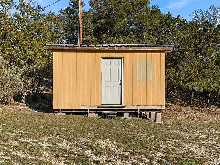 1597 Pipe Springs Dr — Photo 34