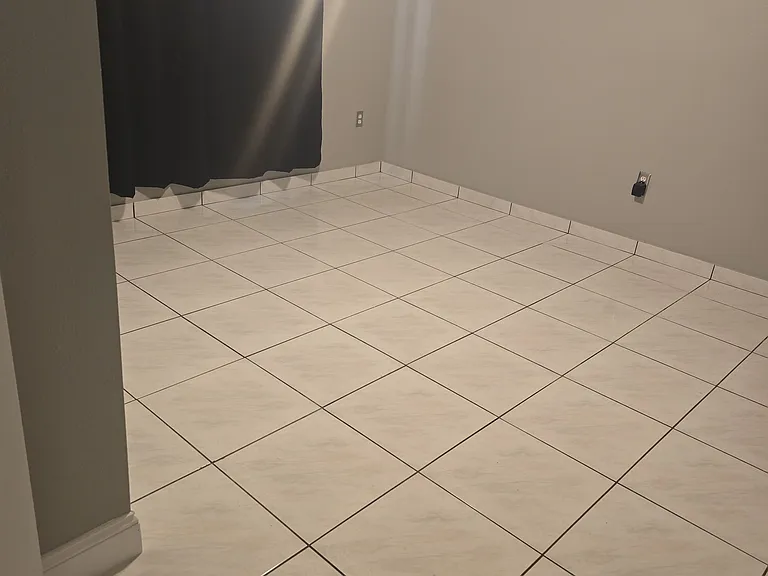 3066 Bay Laurel Cir N — Photo 22