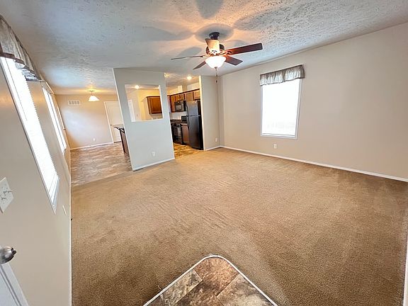 4th image of 516 Courtland Ln #308