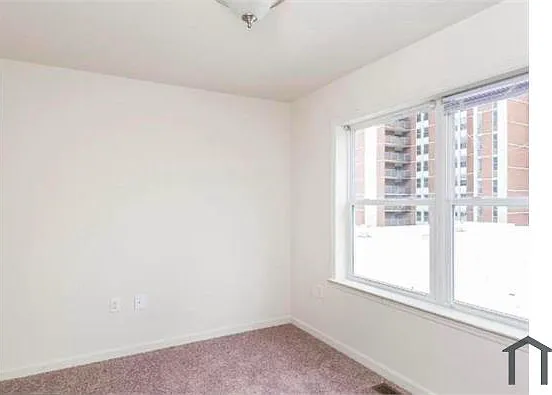 5237 Crowson Ave #7 — Photo 11