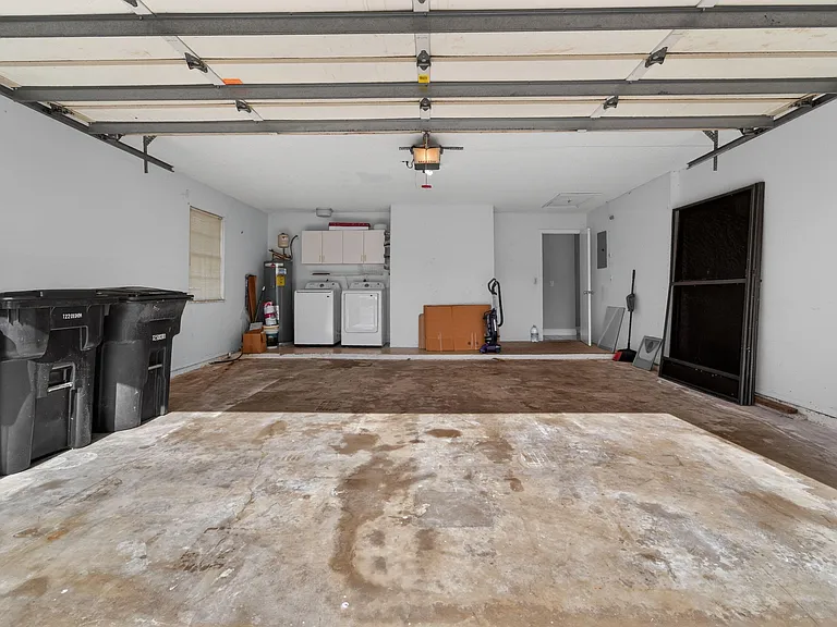 6956 NW Jorgensen Rd — Photo 20