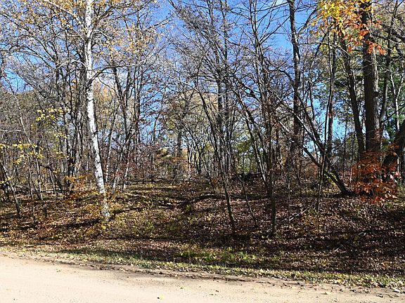 3rd image of 39906 Pine Island Point Dr