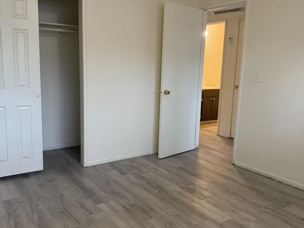 33039 Road 159 #4, Ivanhoe, CA 93235