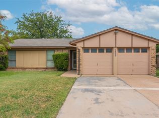 6405 Kary Lynn Dr N, Watauga, TX 76148