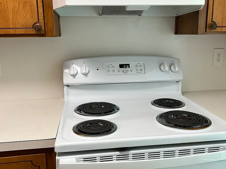 8101 Tippin Ave #J — Photo 3