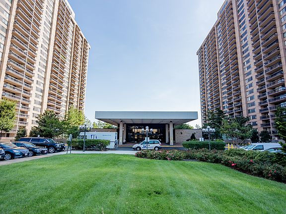 2nd image of 3705 S George Mason Dr APT 1218