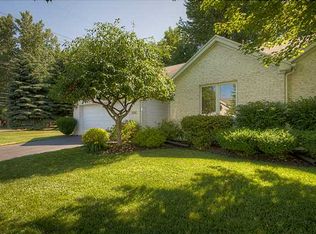 5742 Waterford Pl, Toledo, OH 43623