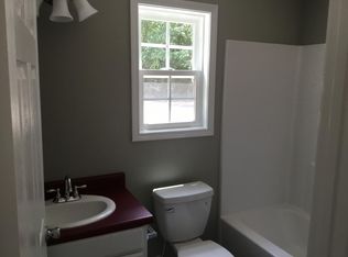 572 8th St #A, Statham, GA 30666