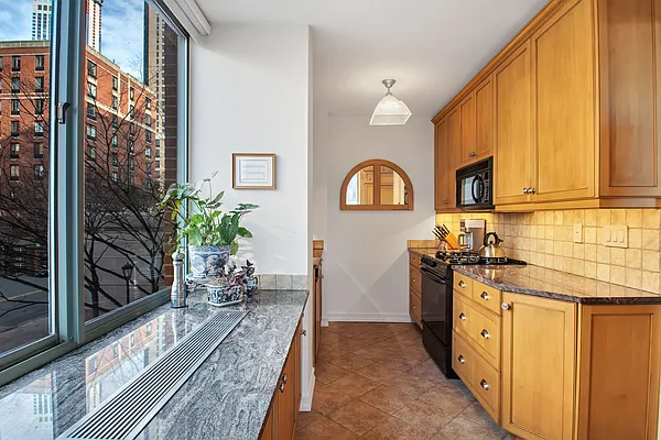 Sold by Compass | media 19