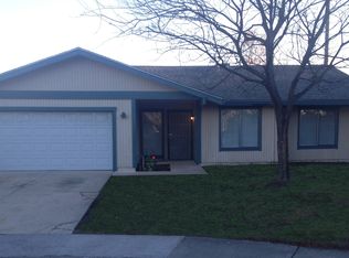 22 Meadow Breeze Ct, Sacramento, CA