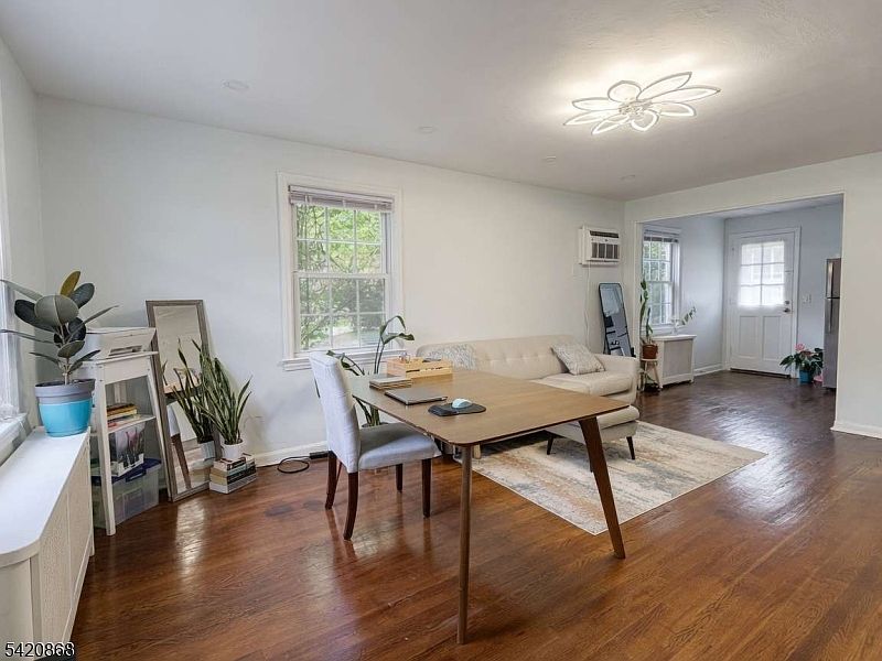 1st image of 293A Elmwood Ave #293A