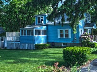 2 Pelican Ave, Worcester, MA 01605