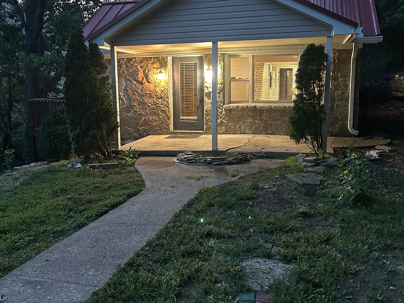 3 bed, 1325 sqft, $1,800 — Photo 4