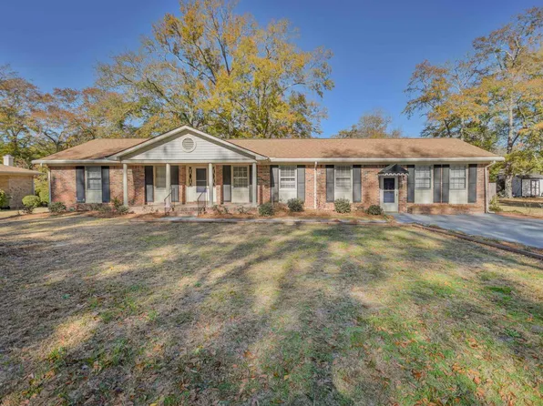 320 Perkins Ln, Camden, SC 29020