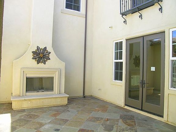 Private courtyard off entry and dining room