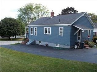 18 Hubert St, Biddeford, ME 04005