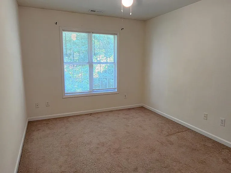 2820 Beehnon Way — Photo 15