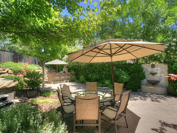 4th image of 6140 Viewridge Dr