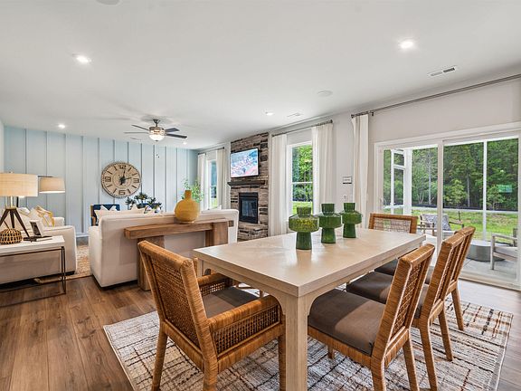7th image of this home