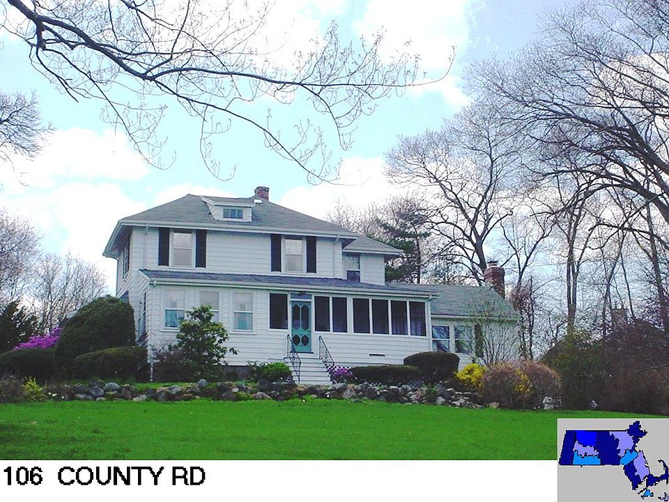 Front yard view