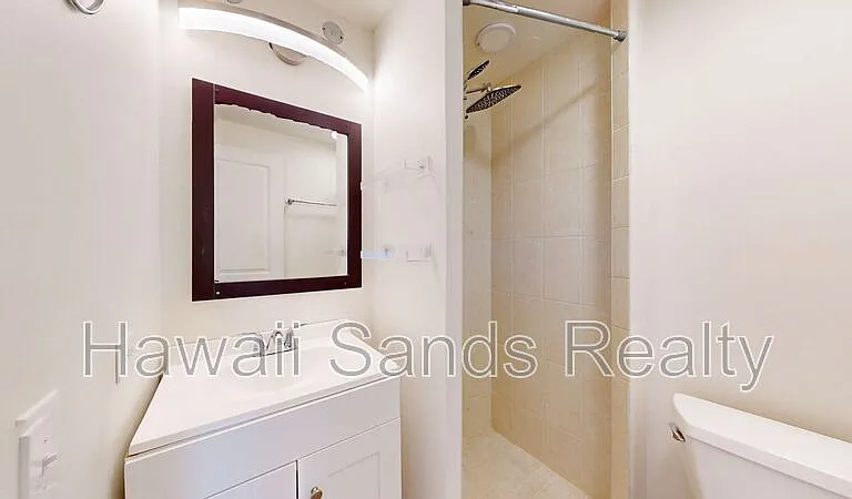 225 Queen St #21H — Photo 15