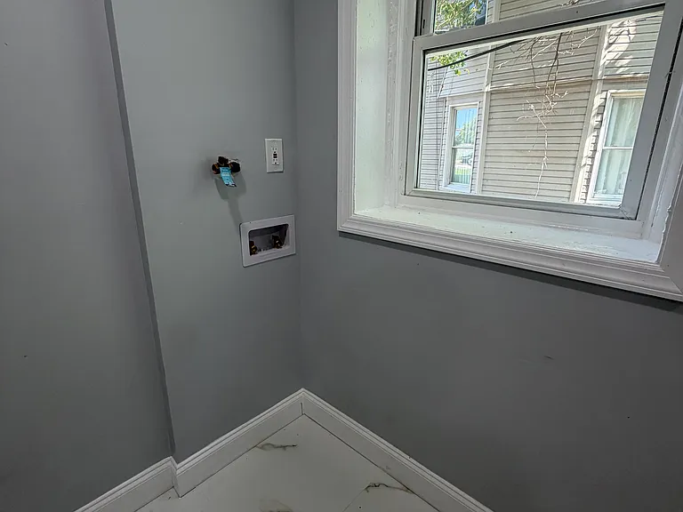96 Eaton Pl #LL1 — Photo 16