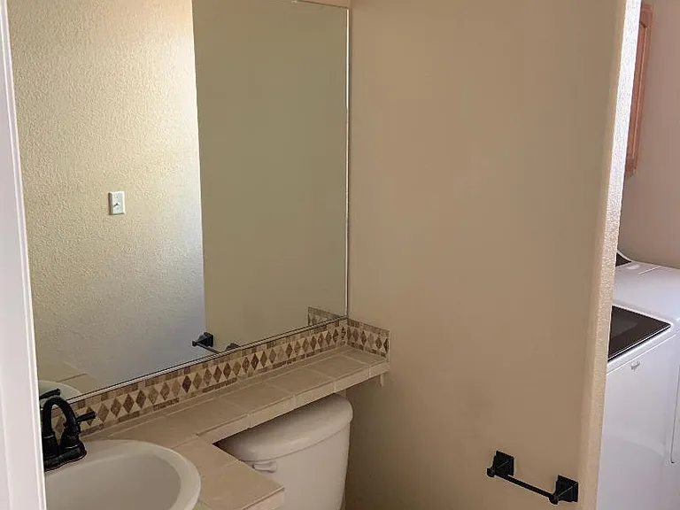 10382 Nottingham Dr — Photo 34