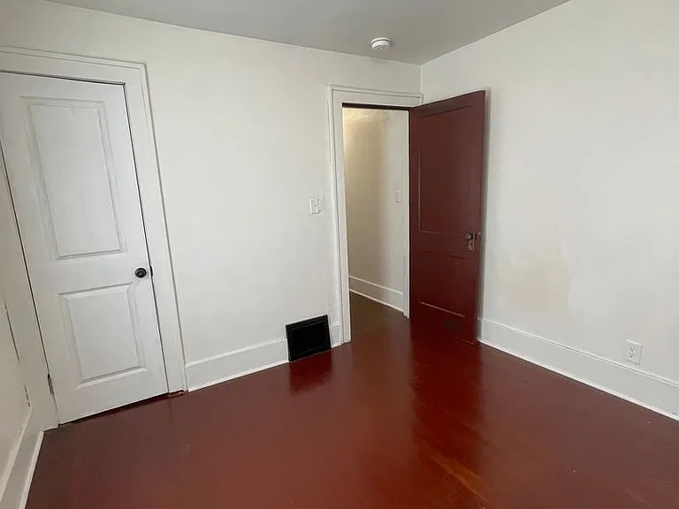 2805 Kossuth St — Photo 13