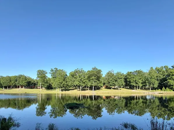 520 McGough Rd, Floral, AR 72534