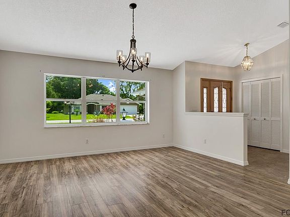 4th image of 218 Parkview Dr