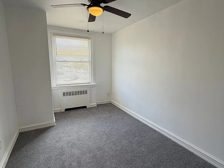 7925 Cedarbrook Avenue — Photo 9