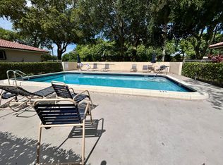 9649 NW 4th St, Coral Springs, FL 33071