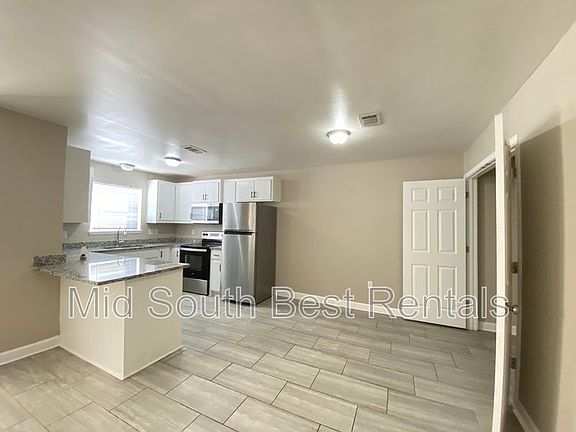 5th image of 320 Bellewood Ln APT B