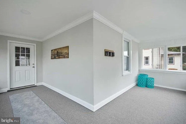 14 Sewell St — Photo 15