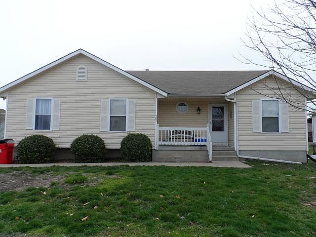 1st image of 707 Graystone Dr