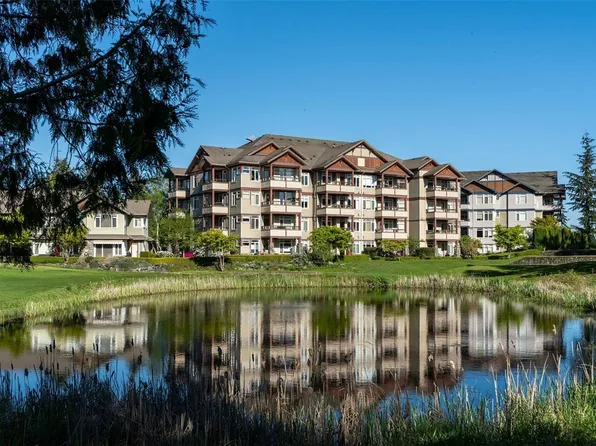 1115 Craigflower Rd #102E, Esquimalt, BC V9A 7R1