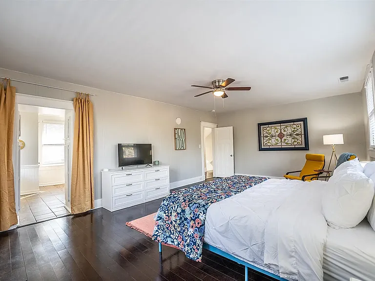 2035 Central Ave — Photo 12