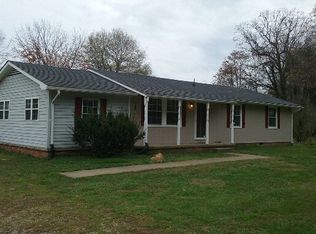 1504 Fairview Rd, Chatham, VA 24531