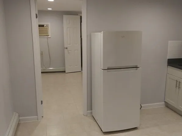 2430 E 7th St, Brooklyn, NY 11235