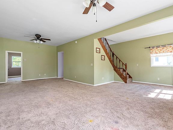 4th image of 516 E South St