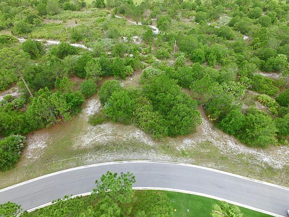 5th image of 2707 Bent Pine Dr