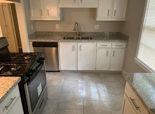 1003 Largo St, Baytown, TX 77520