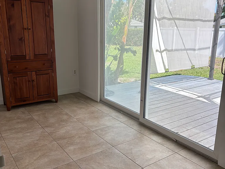 2201 Pelican Dr — Photo 11