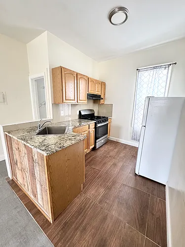 296 Mill St #2 Photo 1