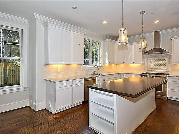 5th image of 5534 Johnson Ave